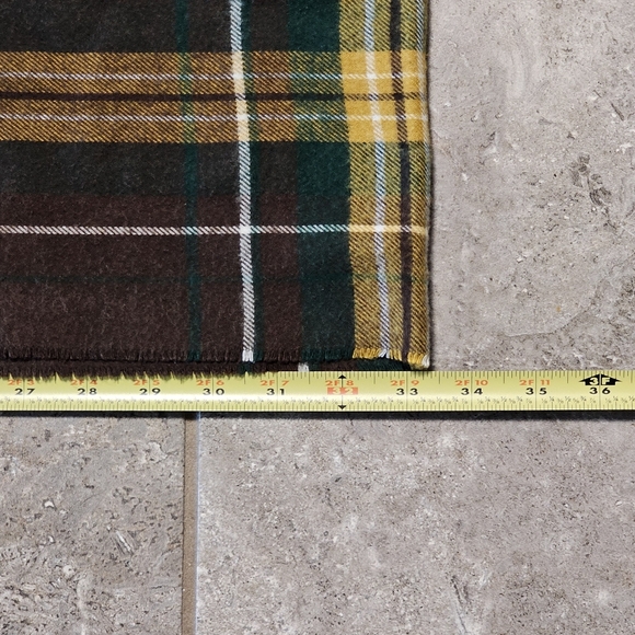 [MERONA] Brown, Yellow, Green & White Plaid Pattern Acrylic Scarf - Picture 11 of 13